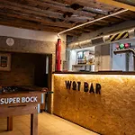 Wot New Social Albergue