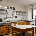 Albergue Wot New Social