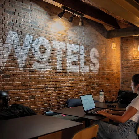 Hostel Wot New Social
