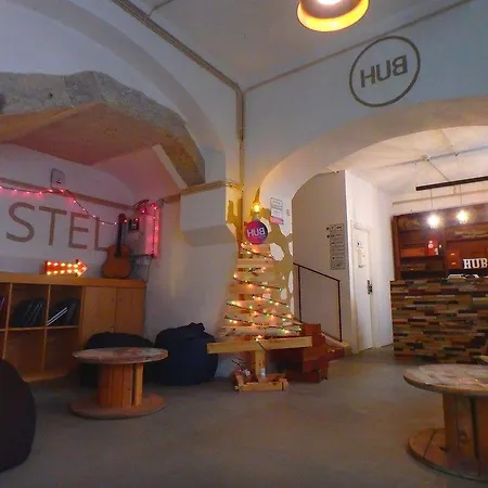 Vandrarhem Wot New Social